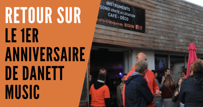 foule devant le magasin de musique