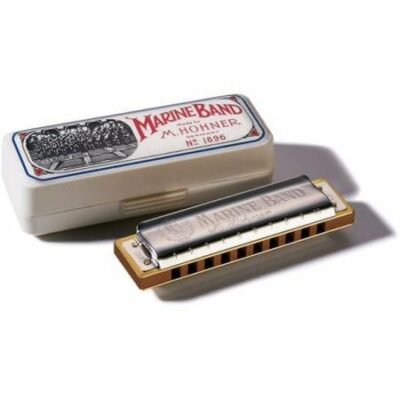 Harmonica dans une boite