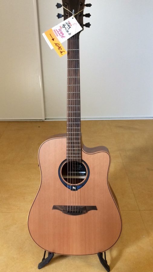 Guitare acoustique folk