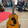 guitare acoustique de voyage orange