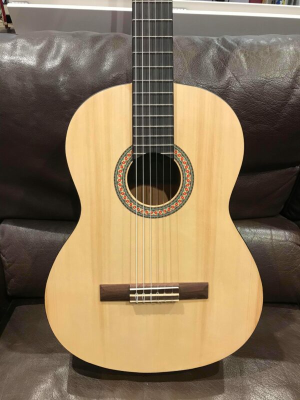 Guitare classique Yamaha C40 M - Danett Music