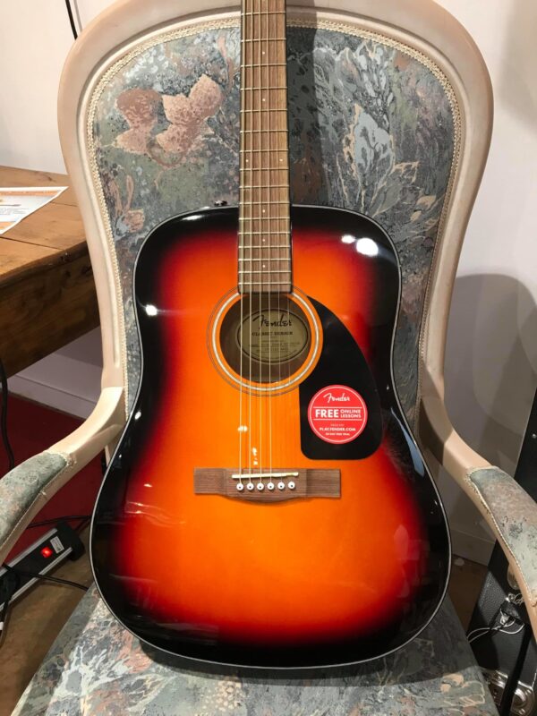 guitare acoustique orange