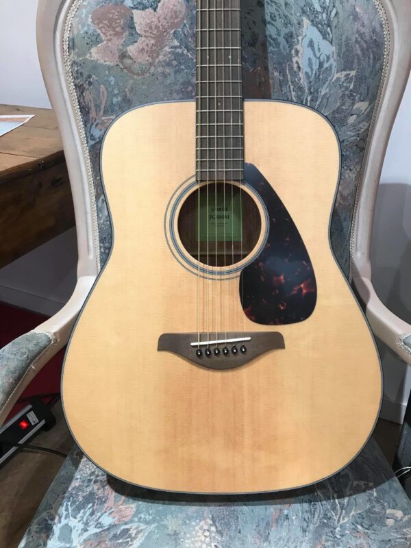 Guitare folk acoustique Yamaha FG 800m Music