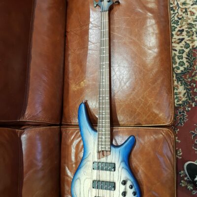 Basses