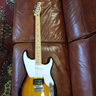 Squier 51 Sunburst + Housse Tomahawk